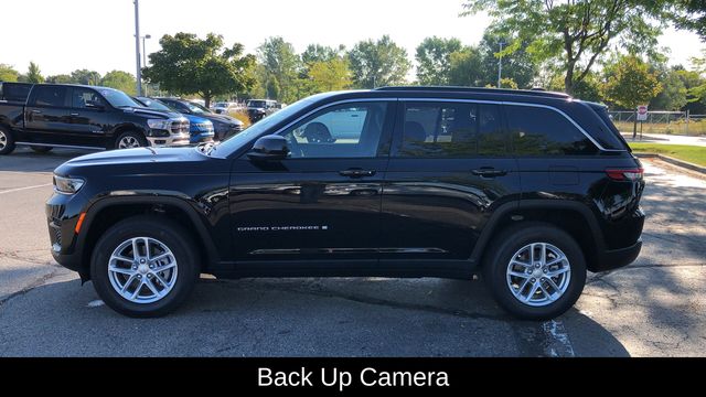 Certified 2024 Jeep Grand Cherokee Laredo with VIN 1C4RJHAG1RC194368 for sale in Lapeer, MI