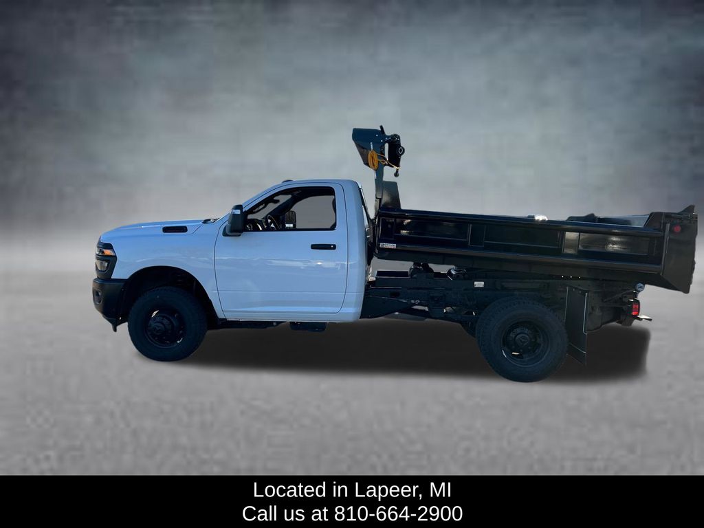 2026 RAM 3500 Chassis Tradesman - Photo 6