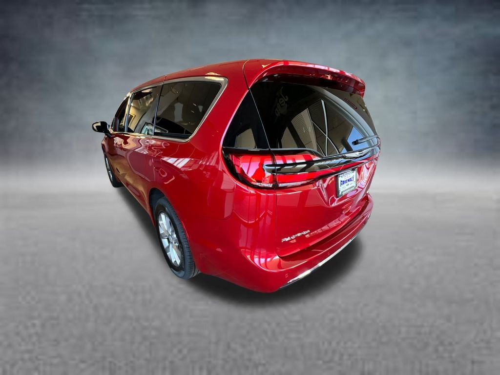 New 2026 Chrysler Pacifica Select Passenger Van