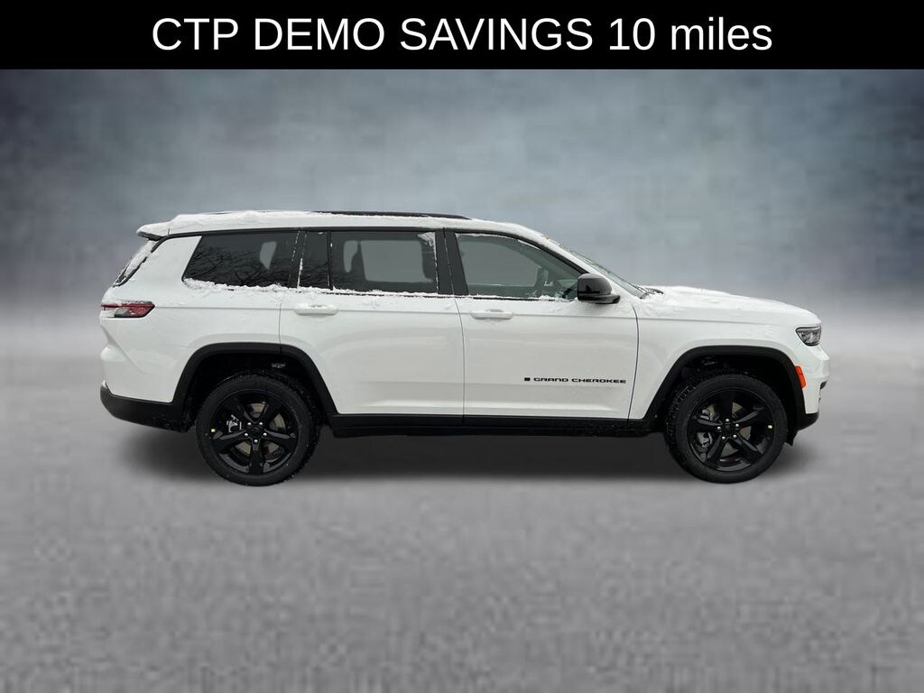 New 2025 Jeep Grand Cherokee L Laredo Sport Utility