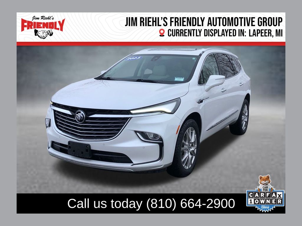 2023 Buick Enclave Premium's photo