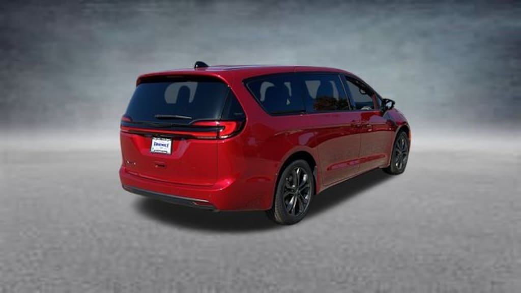 New 2026 Chrysler Pacifica Select Passenger Van