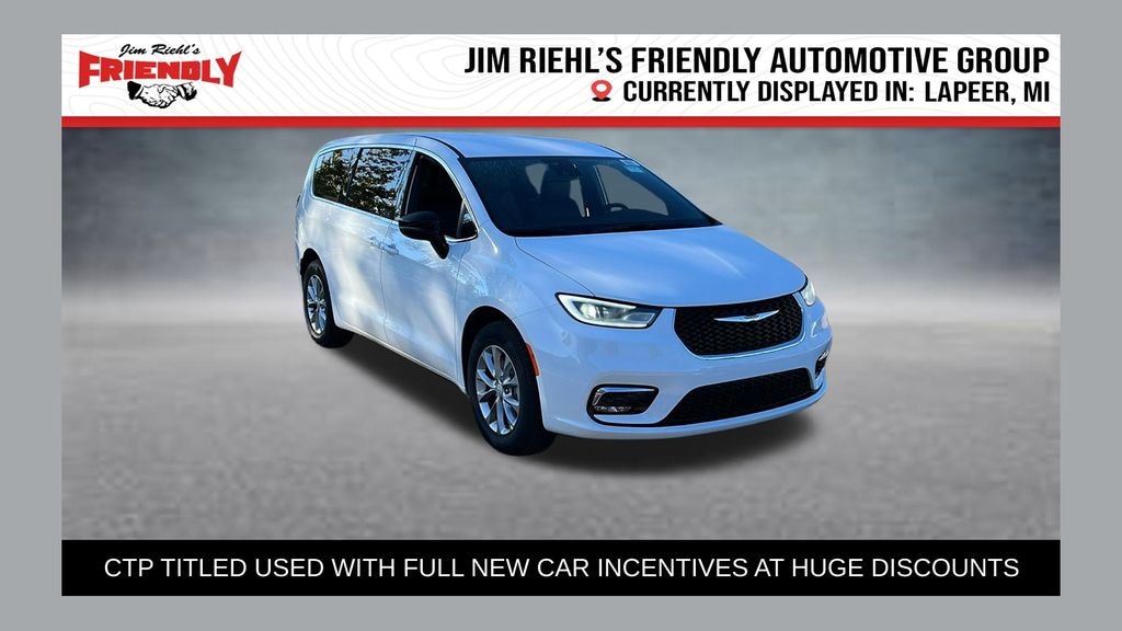 New 2026 Chrysler Pacifica Select Passenger Van