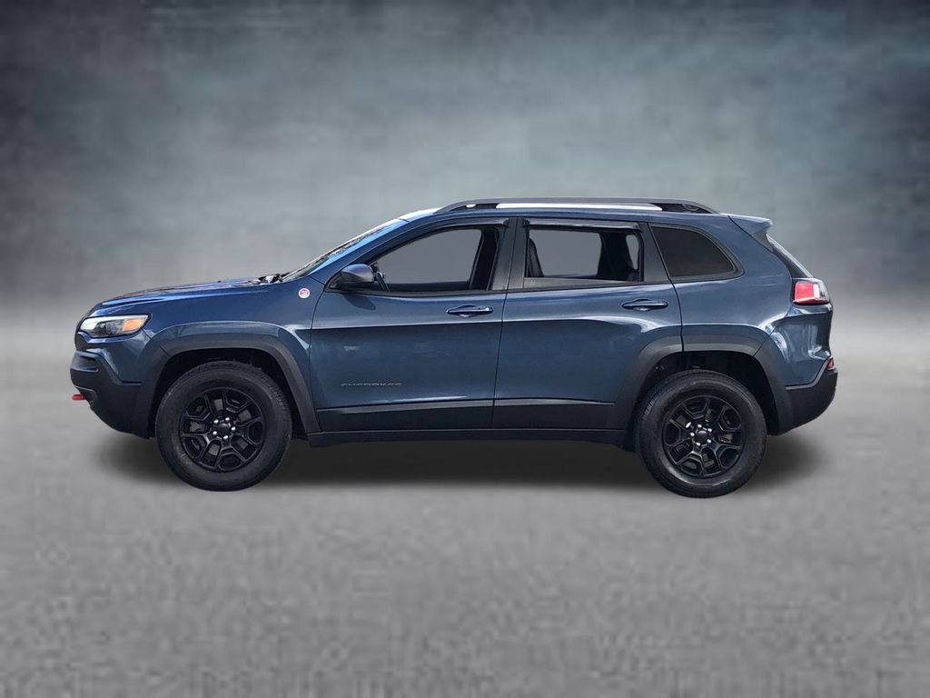 2019 Jeep Cherokee Trailhawk photo 2