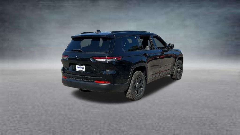 2025 Jeep Grand Cherokee Altitude X photo 2