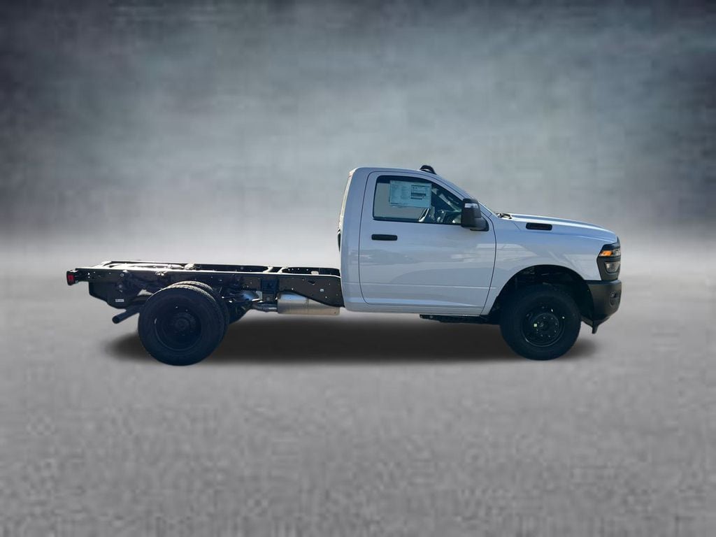 New 2026 Ram 3500 Chassis Cab Tradesman/Big Horn Pickup