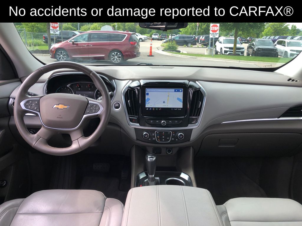 Used 2020 Chevrolet Traverse 3LT with VIN 1GNEVHKW8LJ267335 for sale in Lapeer, MI