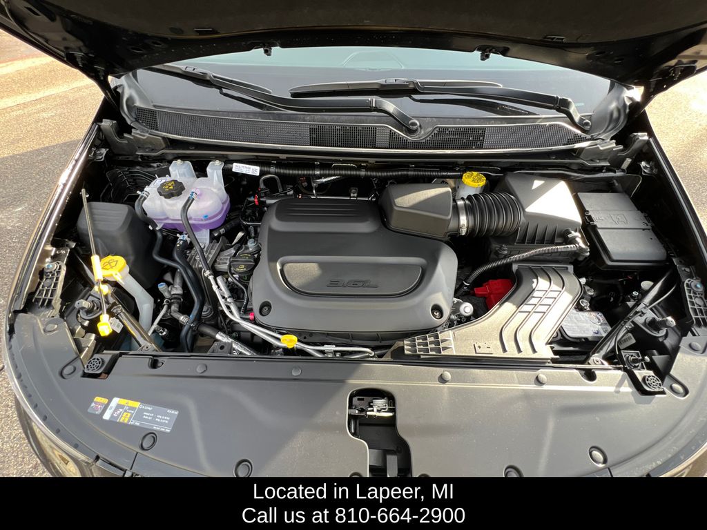 2026 Chrysler Pacifica Limited - Photo 11