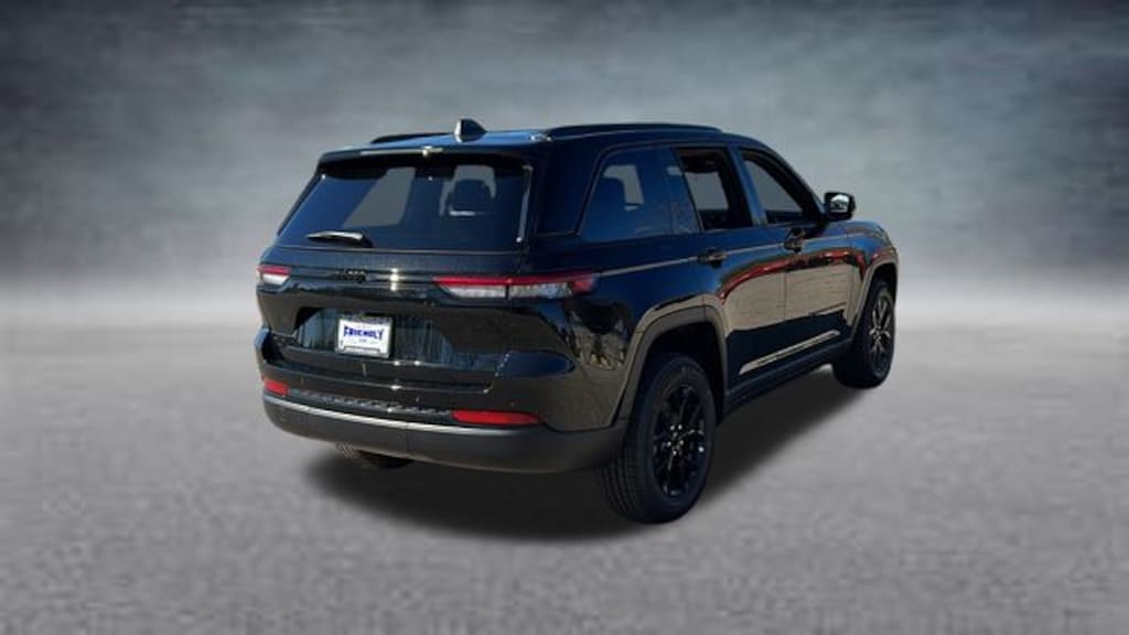 New 2025 Jeep Grand Cherokee Laredo Sport Utility