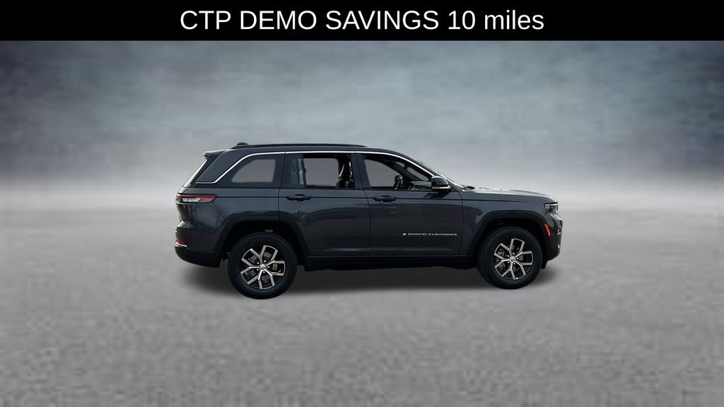 2025 Jeep Grand Cherokee Limited Sport photo 2
