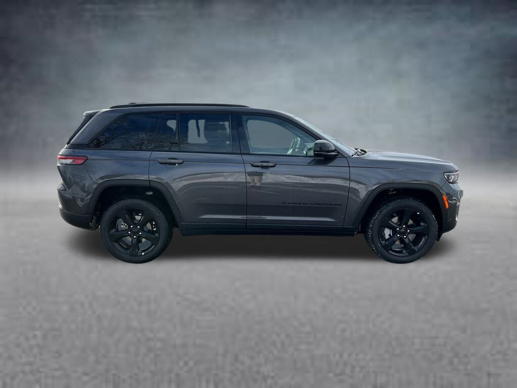 New 2025 Jeep Grand Cherokee Limited Sport Utility