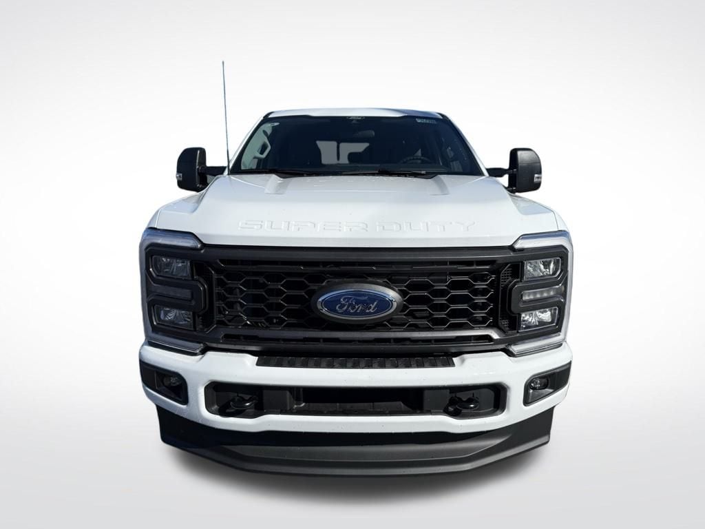 New 2026 Ford F-350SD XL Truck Crew Cab