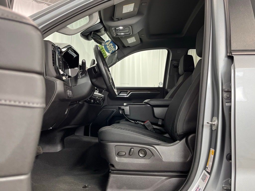 2024 Chevrolet Silverado 1500 RST - Photo 10