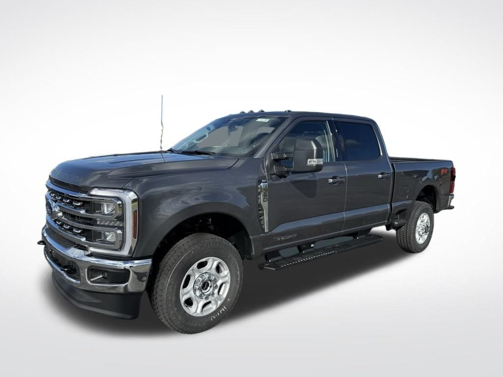 New 2026 Ford F-350SD XLT Truck Crew Cab