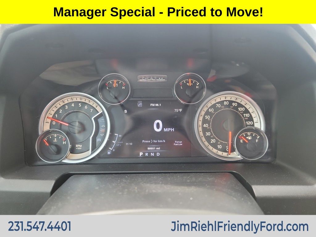 2014 Ram 1500 SLT photo 2