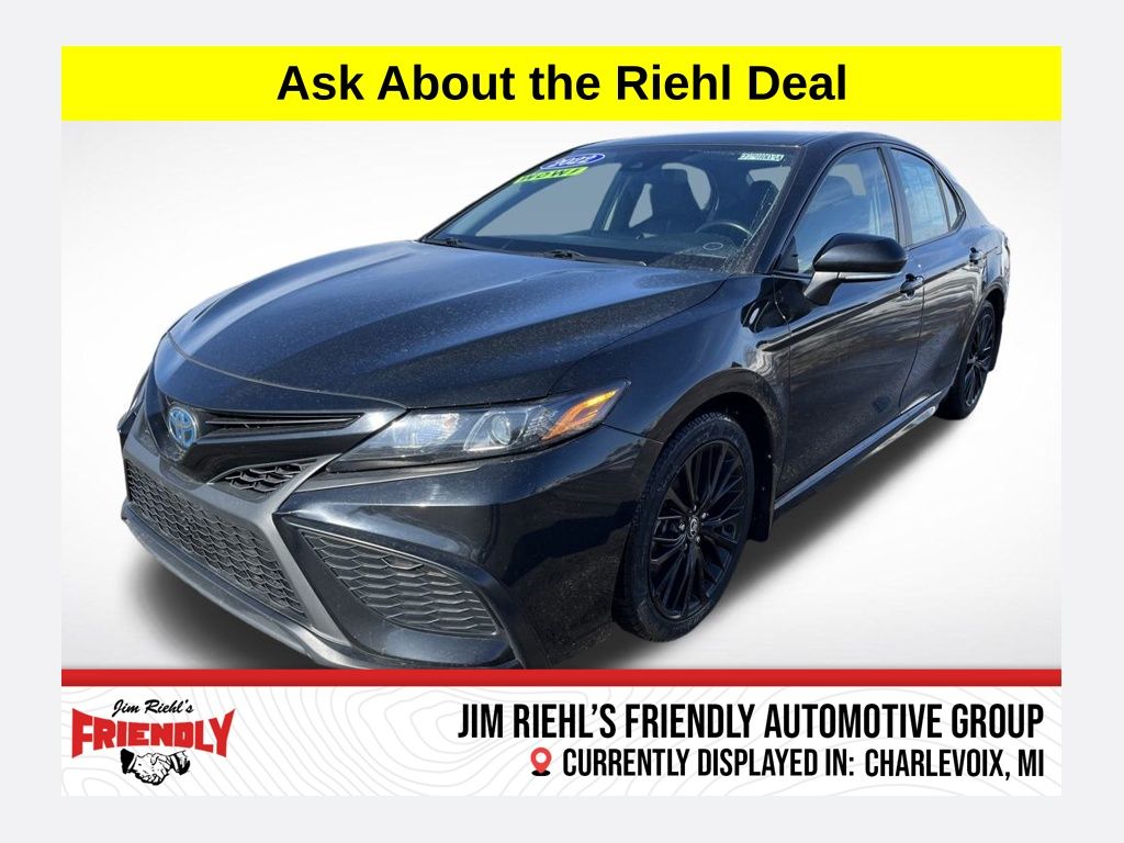 2022 Toyota Camry SE