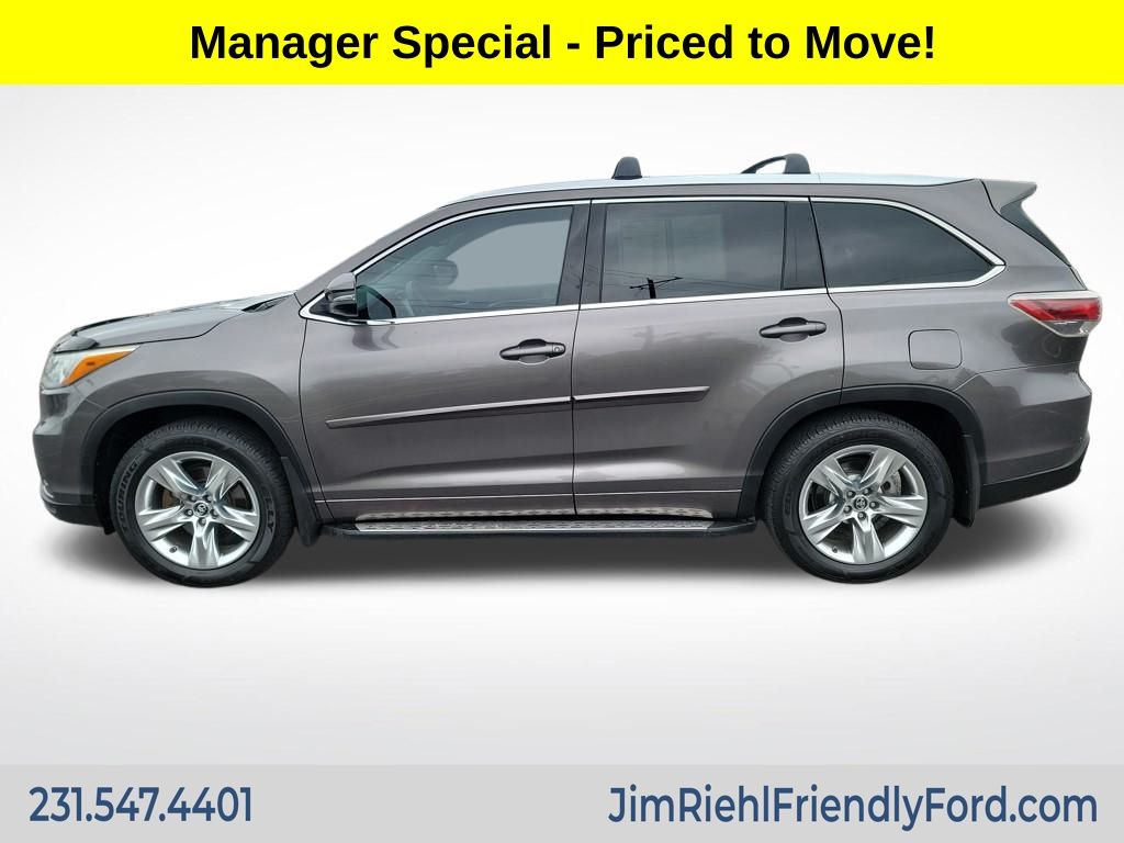 Used 2016 Toyota Highlander Limited with VIN 5TDDKRFHXGS277775 for sale in Charlevoix, MI