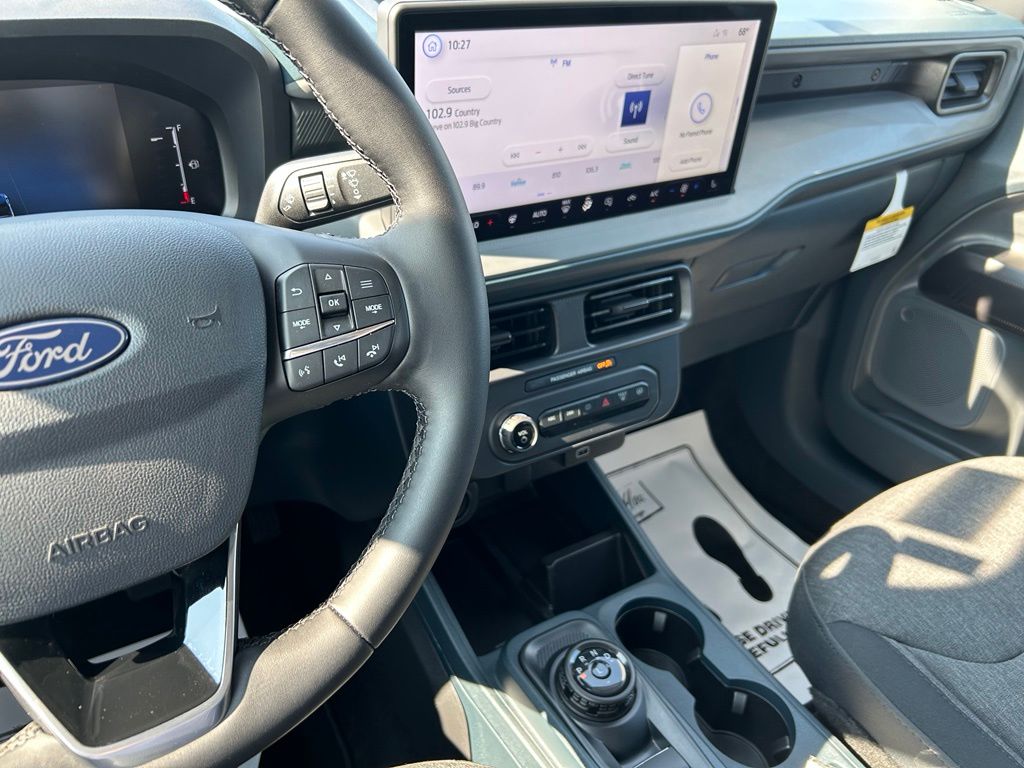2025 Ford Maverick XLT - Photo 17
