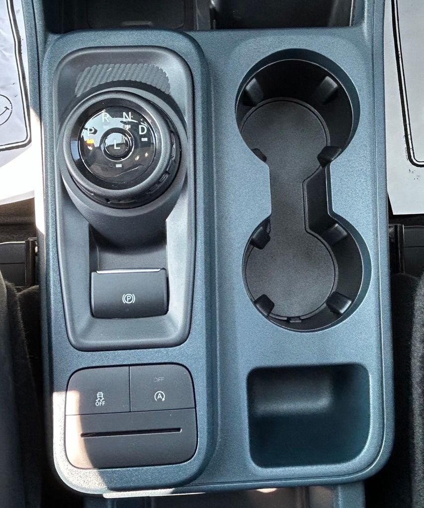 2025 Ford Maverick XLT - Photo 31