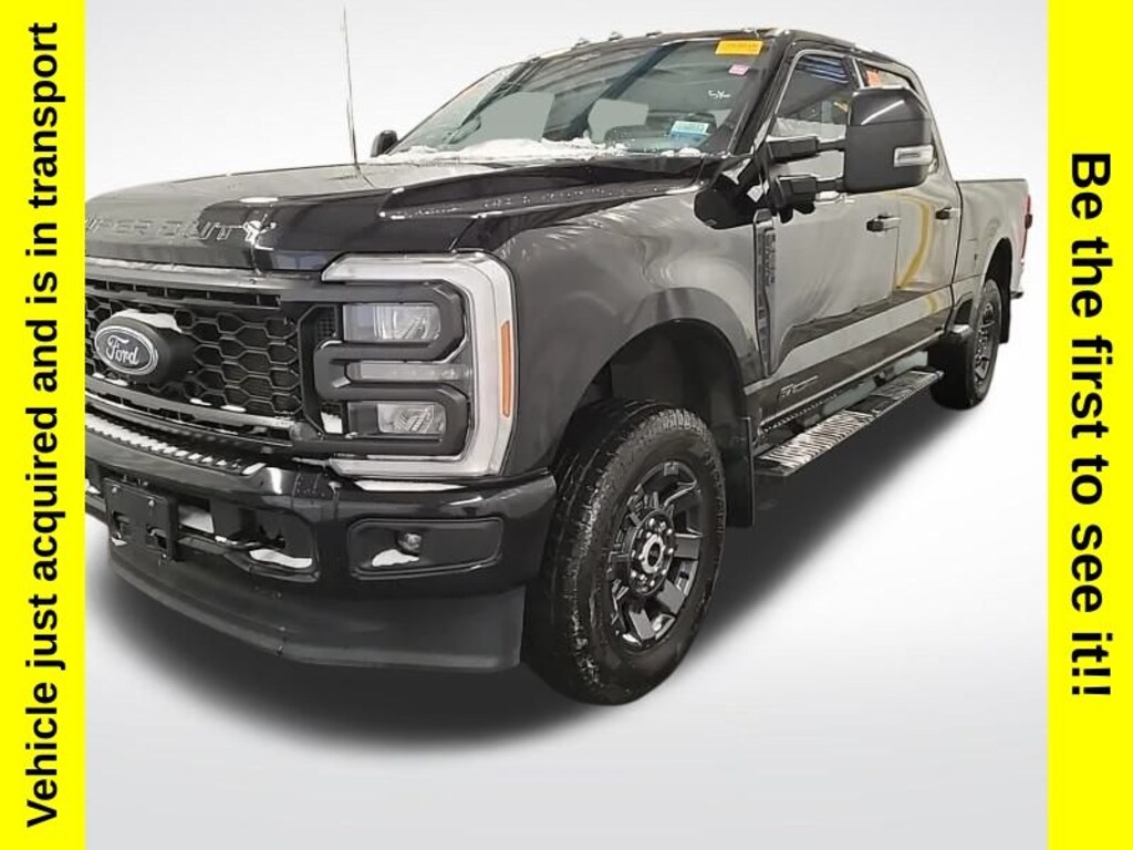 Used 2023 Ford F-250SD Lariat Truck Crew Cab