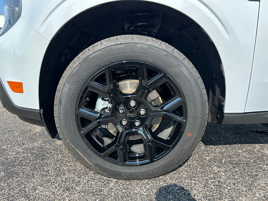 2025 Ford Maverick XLT - Photo 26