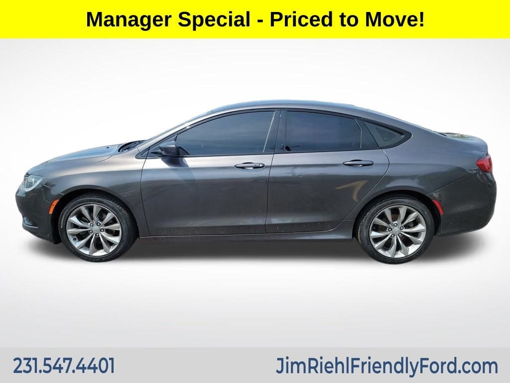 Used 2015 Chrysler 200 S with VIN 1C3CCCBB0FN566261 for sale in Charlevoix, MI