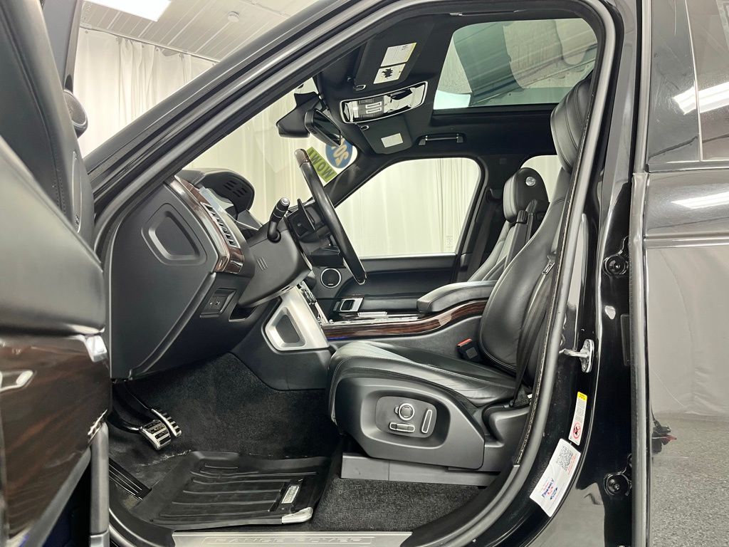 2016 Land Rover Range Rover Supercharged - Photo 10