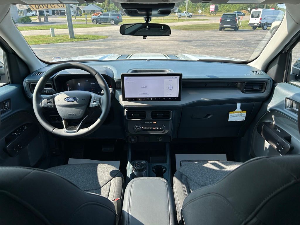 2025 Ford Maverick XLT - Photo 12