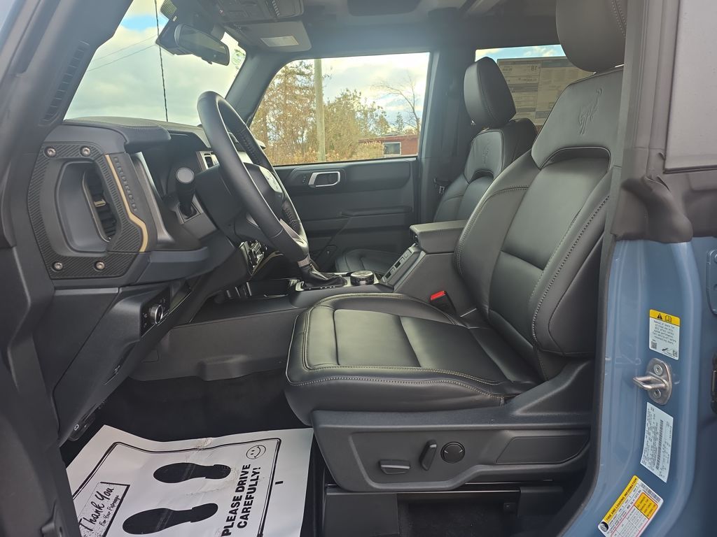 2025 Ford Bronco 4-Door Badlands - Photo 9