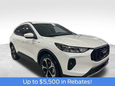 2025 Ford Escape Hybrid ST-Line Select SUV
