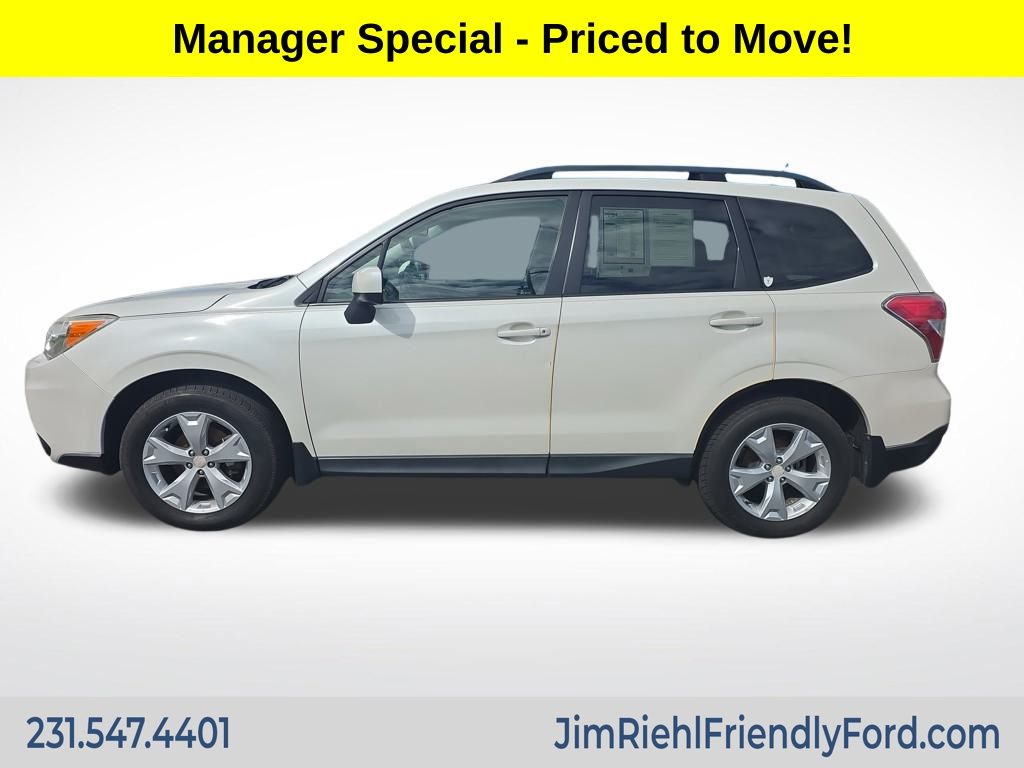 Used 2015 Subaru Forester i Premium with VIN JF2SJAFC8FH586973 for sale in Charlevoix, MI