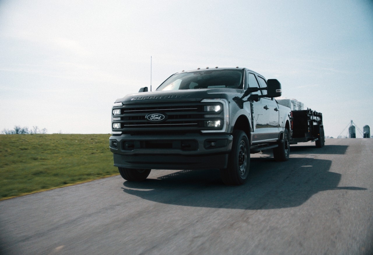 Ford%20F-250%20Towing.jpeg