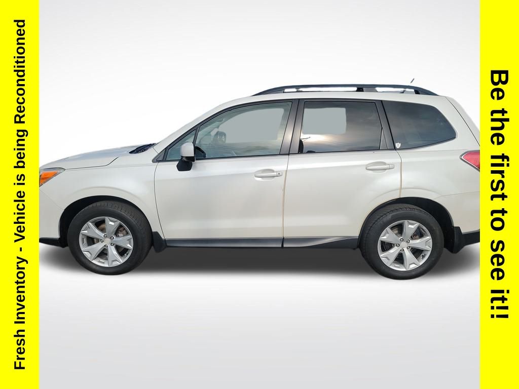 Used 2015 Subaru Forester i Premium with VIN JF2SJAFC8FH586973 for sale in Charlevoix, MI