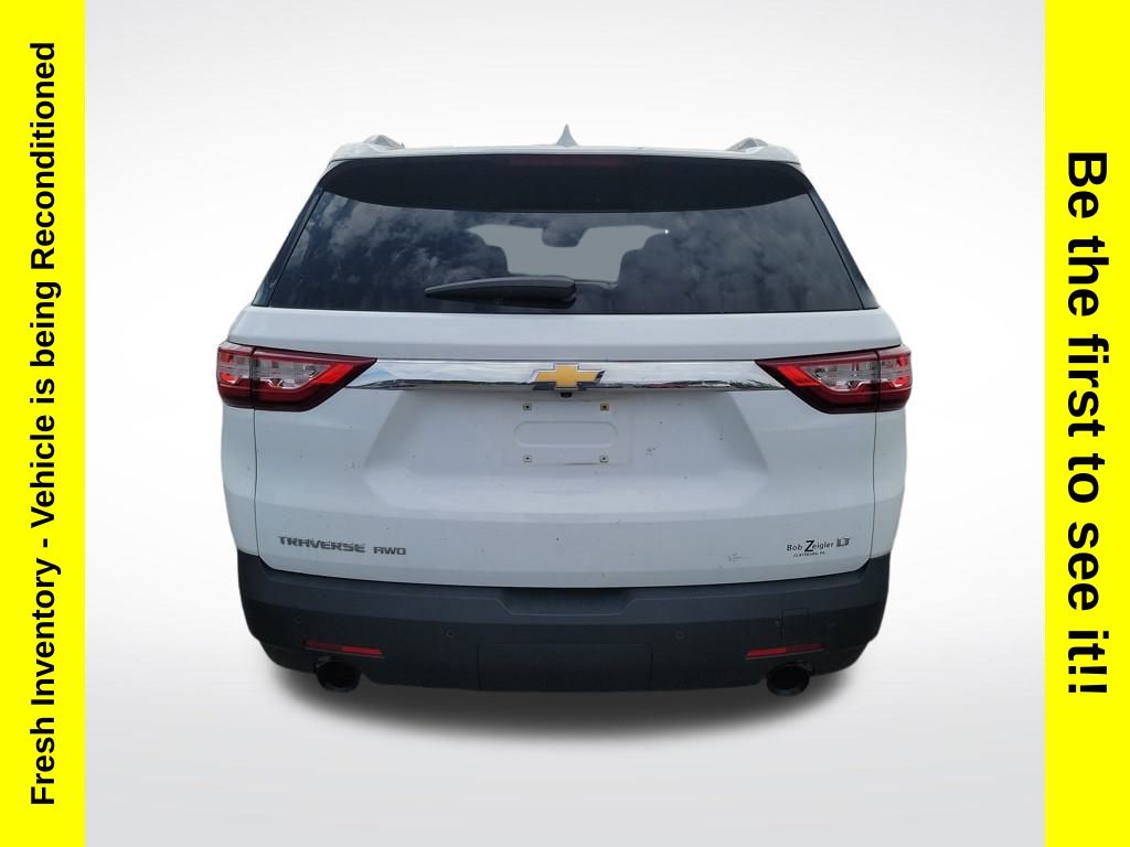 2018 Chevrolet Traverse Cloth 1LT photo 3