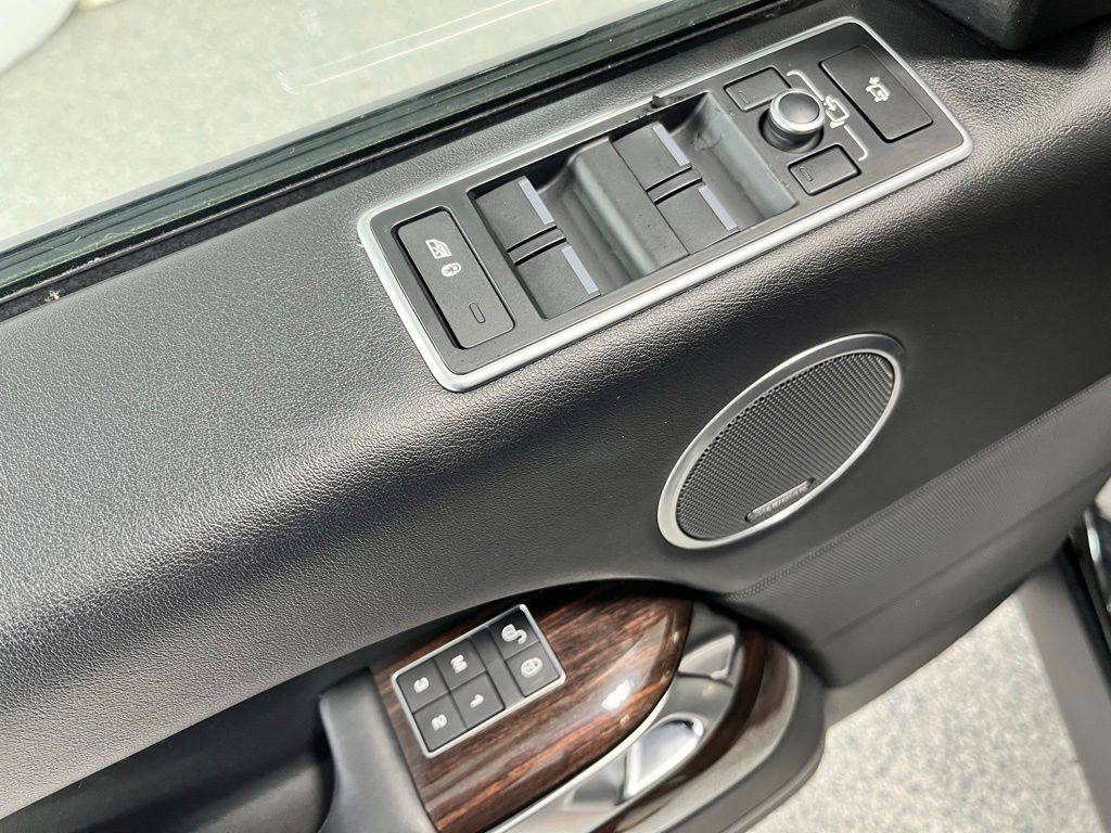 2016 Land Rover Range Rover Supercharged - Photo 12