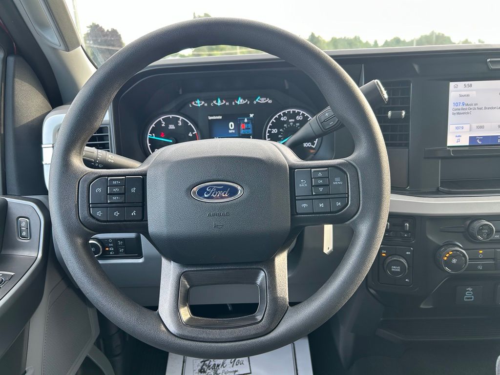 2026 Ford F-250 Super Duty XLT - Photo 14