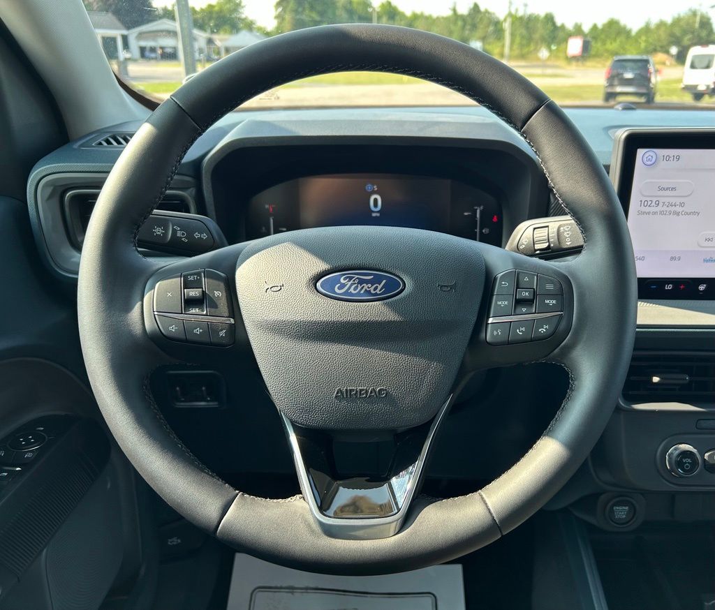 2025 Ford Maverick XLT - Photo 14