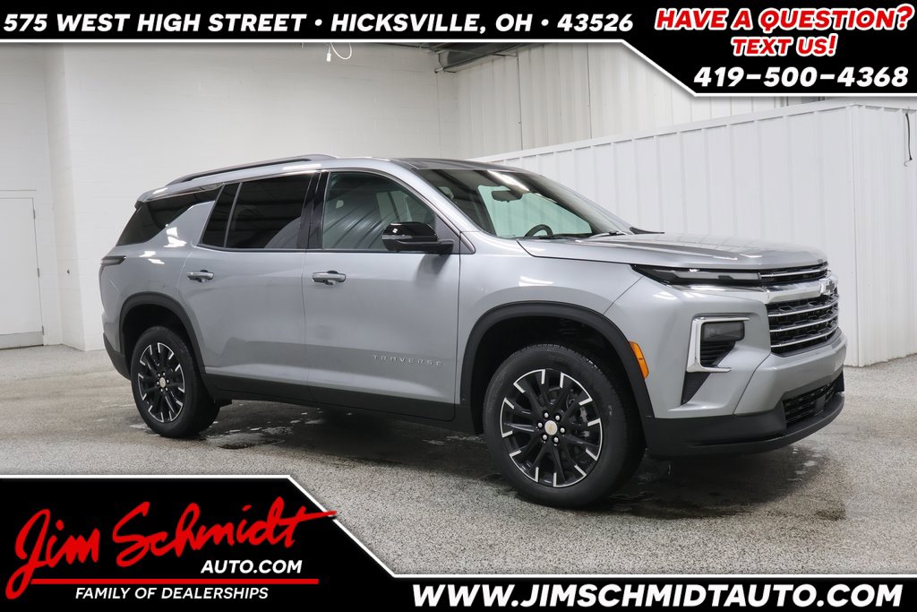 2026 Chevrolet Traverse LT's photo