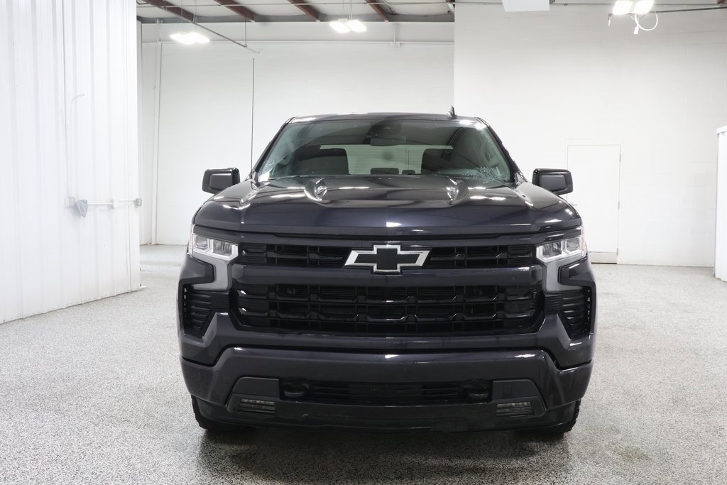 2023 Chevrolet Silverado RST photo 3