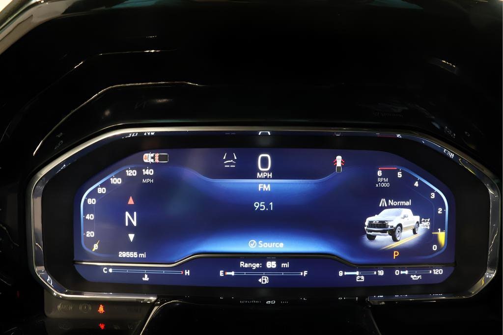 2024 Chevrolet Silverado 1500 ZR2 - Photo 13