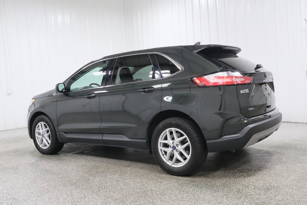 2022 Ford Edge SEL photo 4