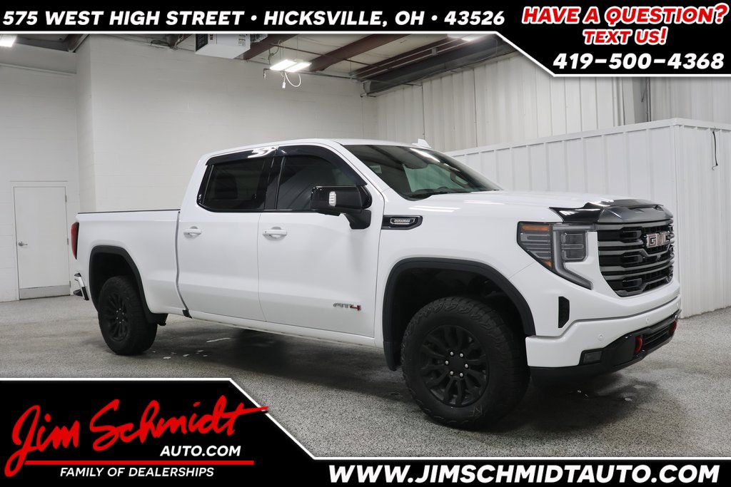 2023 GMC Sierra 1500 AT4's photo