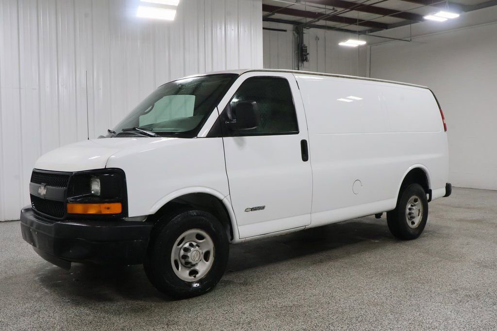 Used 2006 Chevrolet Express Cargo Work with VIN 1GCGG25V661245706 for sale in Hicksville, OH