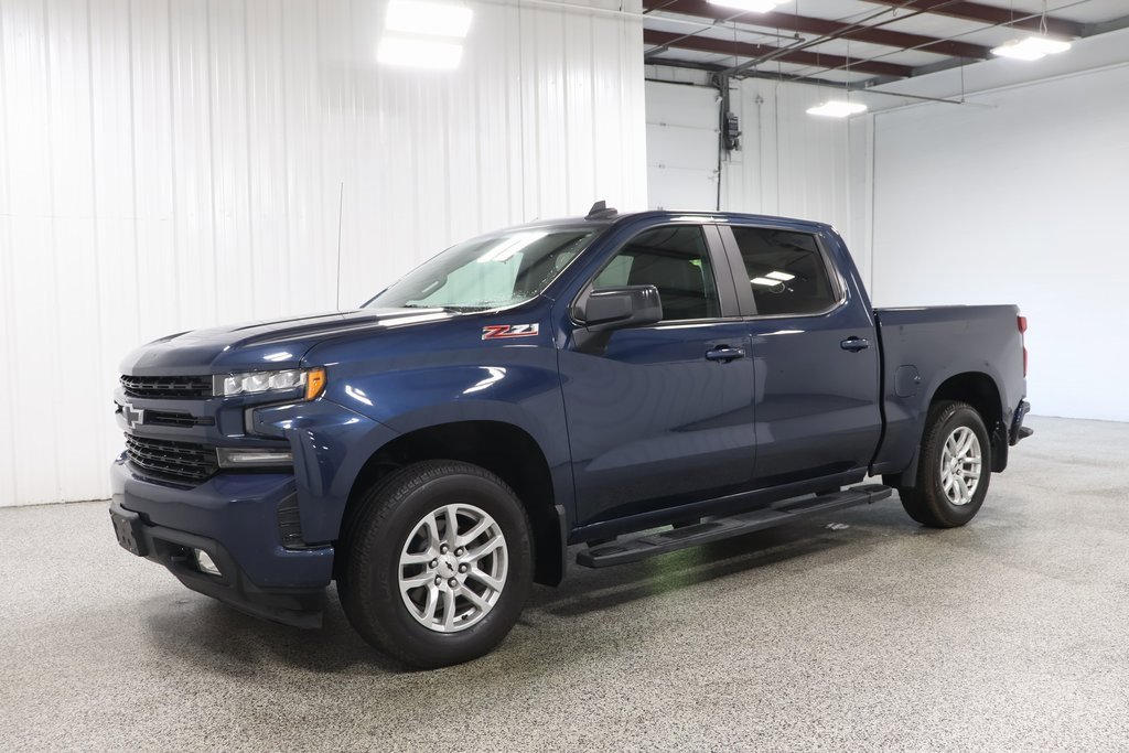 2020 Chevrolet Silverado 1500 RST photo 2
