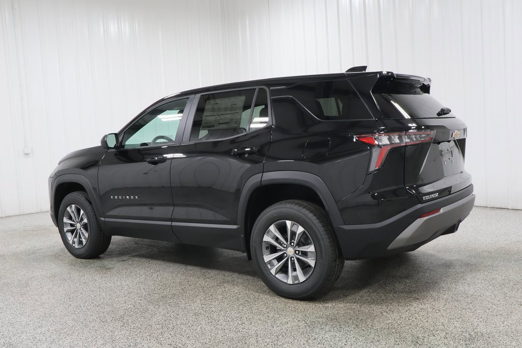 2026 Chevrolet Equinox LT photo 4