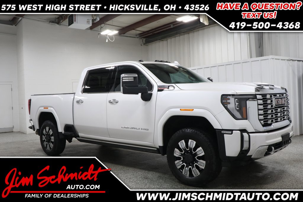 2024 GMC Sierra 2500HD Denali's photo
