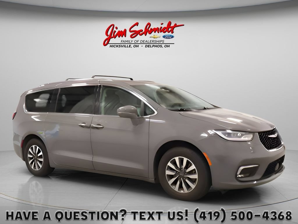 Used 2021 Chrysler Pacifica Touring L Van Passenger Van