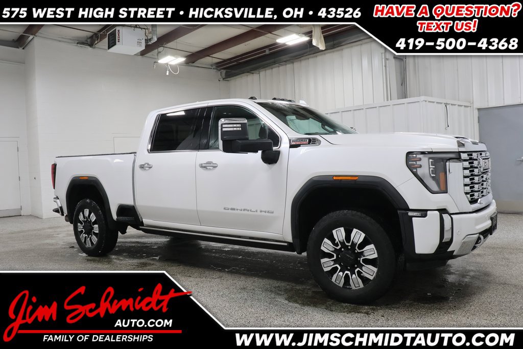 2024 GMC Sierra 2500HD Denali's photo