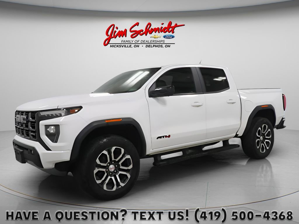 2024 GMC Canyon AT4 4WD Crew Cab Short Box's photo
