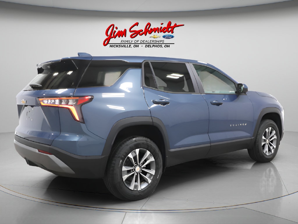 2027 Chevrolet Equinox LT - Photo 6